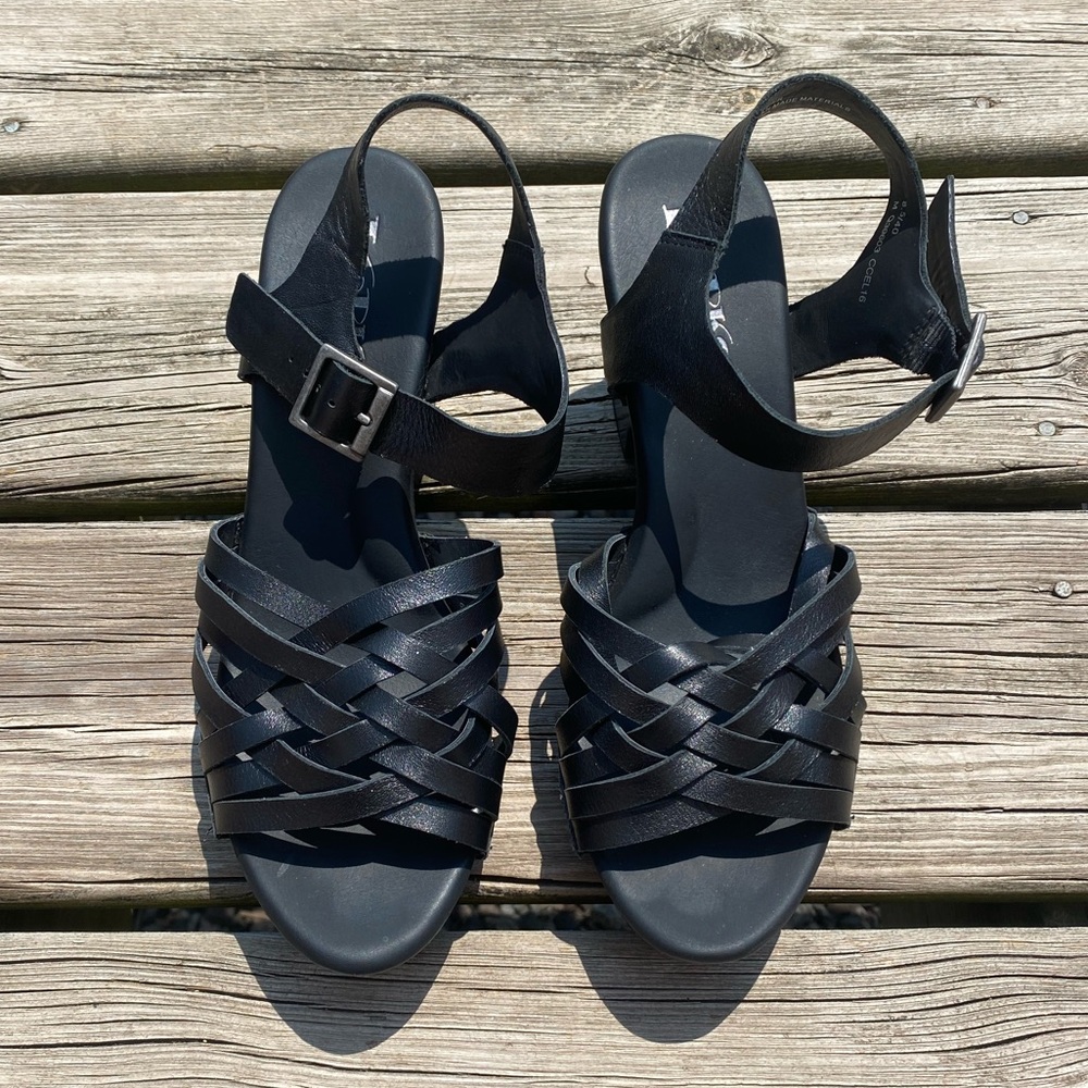 Kork-Ease Berryessa Strappy Black Leather Platform Wedge Heels | Size 8.5